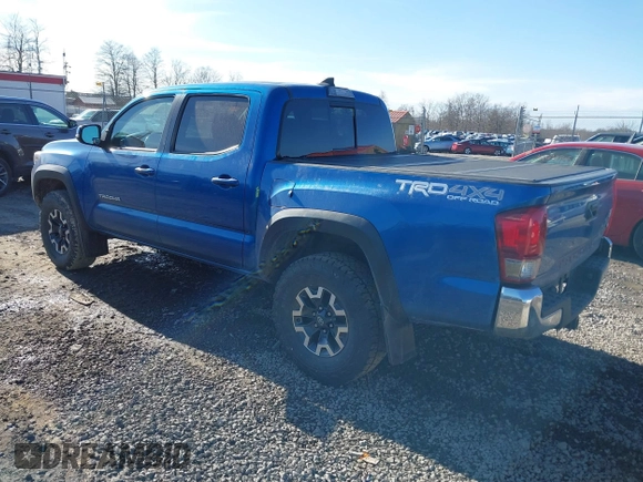 2017 Toyota Tacoma SR5 with VIN 5TFCZ5AN9HX065765, listed as a IAAI auction lot 41652944 with 82,590 mi miles and . Bid and sale history available at DreamBid. Image 3.
