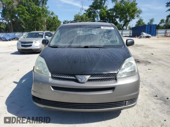 2004 Toyota Sienna CE with VIN 5TDZA23CX4S219721, listed as a Copart auction lot 52010105 with 200,887 mi miles and Salvage Title. Bid and sale history available at carsss.com. Image 5.