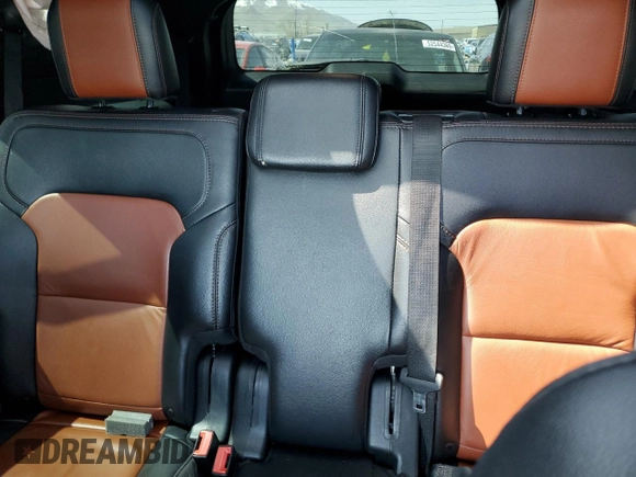 2019 Ford Explorer XLT с VIN 1FM5K8DH0KGA51826, выставлен на аукционе Copart как лот 52553815 с пробегом 98 279 миль миль и Списание • Salvage title. История ставок и продаж доступна на DreamBid. Изображение 10.