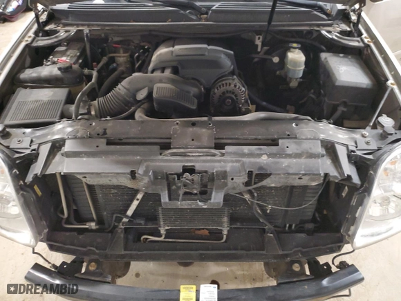 2009 GMC Yukon Denali with VIN 1GKFK03229R132451, listed as a Copart auction lot 51227365 with 240,274 mi miles and Salvage Title. Bid and sale history available at carsss.com. Image 12.