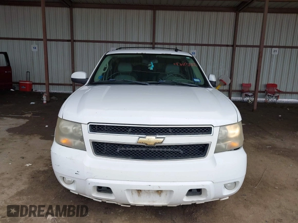 2007 Chevrolet Tahoe LT z VIN 1GNFC13097R131332, wystawiony jako IAAI lot #42113000 z przebiegiem 335 679 mil mil oraz . Historia ofert i sprzedaży dostępna na DreamBid. Obrazek 12.