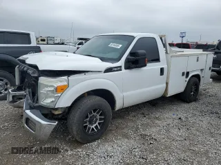 2015 Ford F-350 XL z VIN 1FTBF3A65FEA63831, wystawiony jako Copart lot #58164065 z przebiegiem 230 557 mil mil oraz Szkoda całkowita • Salvage title. Historia ofert i sprzedaży dostępna na DreamBid. Obrazek 1.