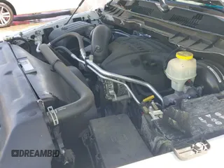 2017 Ram 1500 Express z VIN 3C6RR6KT5HG591934, wystawiony jako IAAI lot #41866623 z przebiegiem 88 183 mil mil oraz . Historia ofert i sprzedaży dostępna na DreamBid. Obrazek 19.