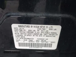 2014 Infiniti Q50 Premium z VIN JN1BV7AR3EM697330, wystawiony jako IAAI lot #42536087 z przebiegiem 231 222 mil mil oraz . Historia ofert i sprzedaży dostępna na DreamBid. Obrazek 9.