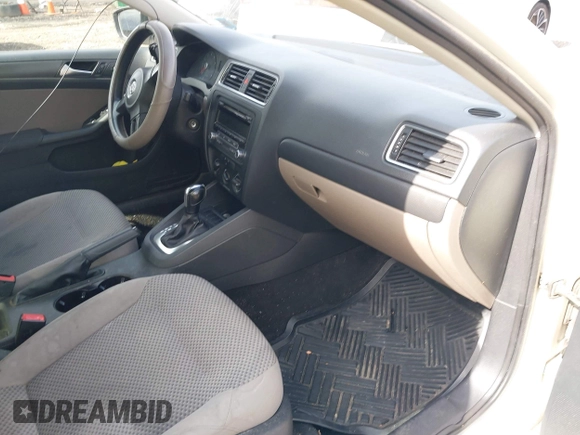 2012 Volkswagen Jetta S with VIN 3VW2K7AJ3CM463493, listed as a IAAI auction lot 42611889 with 149,719 mi miles and . Bid and sale history available at DreamBid. Image 5.