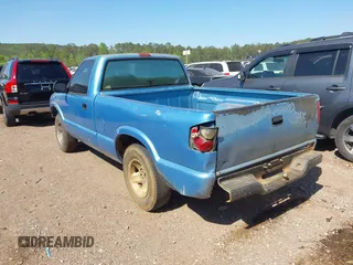 1996 Chevrolet S-10 with VIN 1GCCS1447T8157430, listed as a IAAI auction lot 41998677 with 242,109 mi miles and . Bid and sale history available at DreamBid. Image 6.