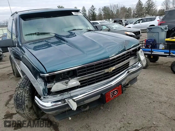 1993 Chevrolet Blazer z VIN 1GNEK18K0PJ341907, wystawiony jako Copart lot #46688435 z przebiegiem 210 382 mil mil oraz Szkoda całkowita • Salvage title. Historia ofert i sprzedaży dostępna na DreamBid. Obrazek 12.