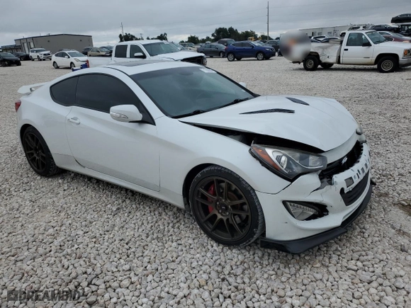 2013 Hyundai Genesis Coupe 3.8 Track with VIN KMHHU6KJ7DU096820, listed as a Copart auction lot 71208644 with 121,641 mi miles and Salvage Title. Bid and sale history available at carsss.com. Image 4.