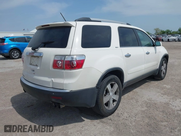 2010 GMC Acadia SLT1 z VIN 1GKLRMED2AJ120873, wystawiony jako IAAI lot #42027986 z przebiegiem 188 021 mil mil oraz . Historia ofert i sprzedaży dostępna na DreamBid. Obrazek 4.