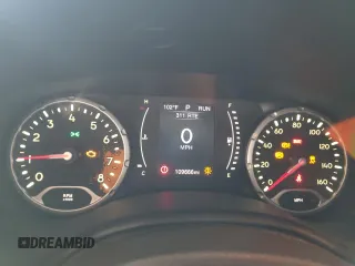 2017 Jeep Renegade Altitude with VIN ZACCJABB8HPE95746, listed as a Copart auction lot 62685995 with 109,666 mi miles and Salvage title. Bid and sale history available at DreamBid. Image 9.