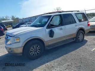 2011 Ford Expedition XLT с VIN 1FMJU1H58BEF02139, выставлен на аукционе IAAI как лот 42065356 с пробегом 144 103 миль миль и . История ставок и продаж доступна на DreamBid. Изображение 2.