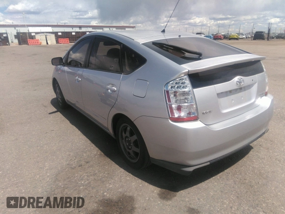 2009 Toyota Prius with VIN JTDKB20U793478137, listed as a IAAI auction lot 42152433 with 159,868 mi miles. Bid and sale history available at carsss.com. Image 3.