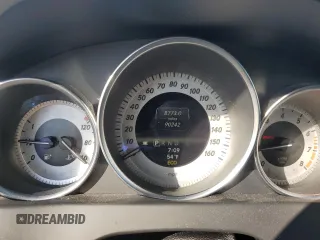 2013 Mercedes-Benz C 300 Sport z VIN WDDGF8AB7DR245588, wystawiony jako Copart lot #58091295 z przebiegiem 90 242 mil mil oraz Szkoda całkowita • Salvage title. Historia ofert i sprzedaży dostępna na DreamBid. Obrazek 9.