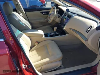 2013 Nissan Altima 2.5 SV with VIN 1N4AL3AP3DN436011, listed as a IAAI auction lot 41864475 with 221,140 mi miles. Bid and sale history available at carsss.com. Image 5.