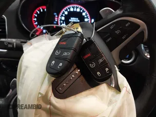 2016 Dodge Durango Citadel z VIN 1C4RDJEG8GC393410, wystawiony jako IAAI lot #42168748 z przebiegiem 66 005 mil mil oraz . Historia ofert i sprzedaży dostępna na DreamBid. Obrazek 11.
