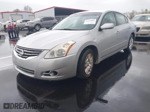 2011 Nissan Altima S with VIN 1N4AL2AP2BN473090, listed as a IAAI auction lot 41954089 with 194,707 mi miles and . Bid and sale history available at carsss.com. Image 2.