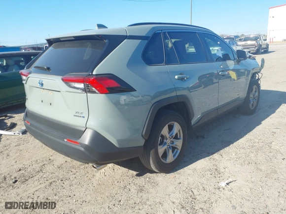 2022 Toyota RAV4 Hybrid XLE with VIN JTMRWRFVXND143454, listed as a IAAI auction lot 41702292 with 25,455 mi miles. Bid and sale history available at carsss.com. Image 4.