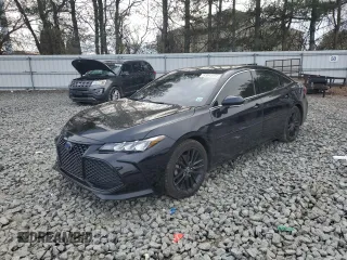 2021 Toyota Avalon Hybrid XLE z VIN 4T1AA1AB3MU001841, wystawiony jako Copart lot #43845045 z przebiegiem 64 061 mil mil oraz Szkoda całkowita • Salvage title. Historia ofert i sprzedaży dostępna na DreamBid. Obrazek 1.