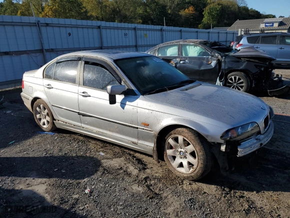2000 BMW 3 Series 323i with VIN WBAAM3337YFP65048, listed as a Copart auction lot 74913834 with NaN miles and Salvage Title. Bid and sale history available at carsss.com. Image 4.