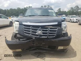 2007 Cadillac Escalade z VIN 1GYFK63867R134052, wystawiony jako Copart lot #59146595 z przebiegiem 241 037 mil mil oraz Szkoda całkowita • Salvage title. Historia ofert i sprzedaży dostępna na DreamBid. Obrazek 5.