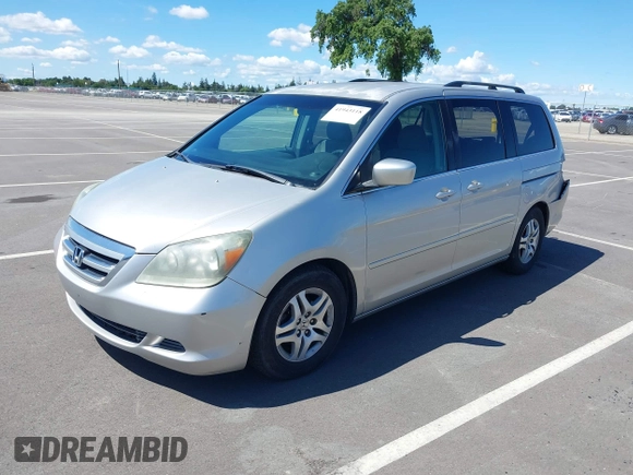2005 Honda Odyssey EX with VIN 5FNRL38435B417211, listed as a IAAI auction lot 41943118 with 231,081 mi miles. Bid and sale history available at carsss.com. Image 17.