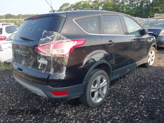 2013 Ford Escape SE with VIN 1FMCU0GX1DUD14741, listed as a IAAI auction lot 42481501 with Not provided miles and . Bid and sale history available at DreamBid. Image 4.