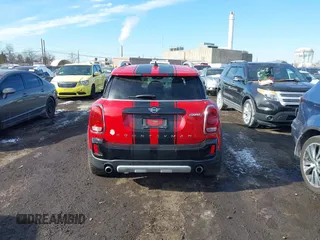 2019 MINI Countryman Cooper S with VIN WMZYT5C57K3E69637, listed as a IAAI auction lot 41379982 with 100,891 mi miles. Bid and sale history available at carsss.com. Image 16.
