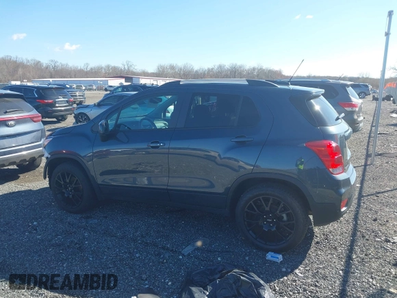 2022 Chevrolet Trax LT with VIN KL7CJPSM4NB508841, listed as a IAAI auction lot 41860388 with 22,414 mi miles and . Bid and sale history available at carsss.com. Image 14.