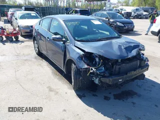 2016 Kia Forte LX with VIN KNAFX4A60G5593661, listed as a IAAI auction lot 42058287 with 183,040 mi miles. Bid and sale history available at carsss.com. Image 1.