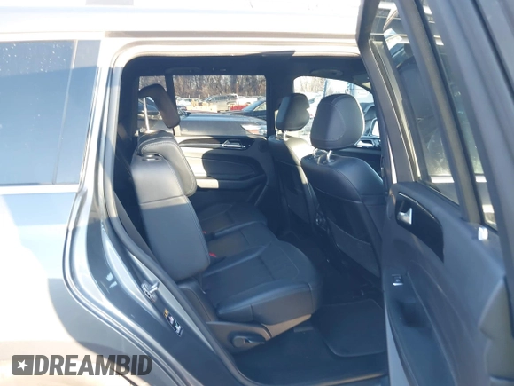 2019 Mercedes-Benz GLS 450 z VIN 4JGDF6EE8KB240066, wystawiony jako IAAI lot #41145325 z przebiegiem 40 977 mil mil oraz . Historia ofert i sprzedaży dostępna na DreamBid. Obrazek 8.