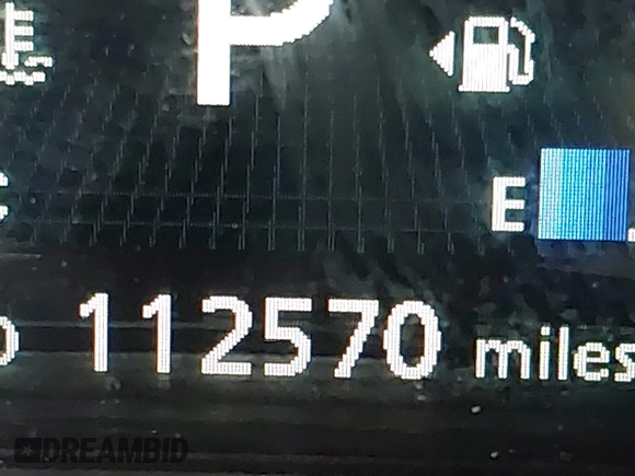 2018 Mitsubishi Outlander ES z VIN JA4AP3AU7JZ001723, wystawiony jako IAAI lot #41945205 z przebiegiem 112 570 mil mil oraz . Historia ofert i sprzedaży dostępna na DreamBid. Obrazek 16.