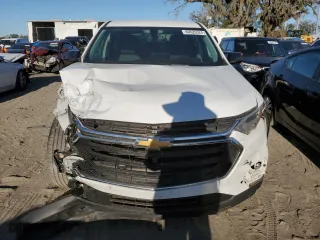 2018 Chevrolet Traverse LS with VIN 1GNERFKW4JJ107636, listed as a Copart auction lot 80626524 with 84,302 mi miles and Non Repairable. Bid and sale history available at carsss.com. Image 5.