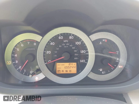 2007 Toyota RAV4 with VIN JTMBD33V476028333, listed as a IAAI auction lot 42077650 with 100,244 mi miles. Bid and sale history available at carsss.com. Image 7.