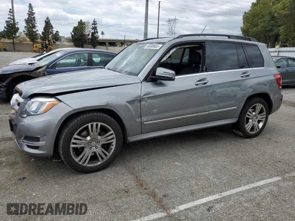 2015 Mercedes-Benz GLK 350 z VIN WDCGG5HB7FG433306, wystawiony jako Copart lot #56588585 z przebiegiem 78 163 mil mil oraz Szkoda całkowita • Salvage title. Historia ofert i sprzedaży dostępna na DreamBid. Obrazek 1.