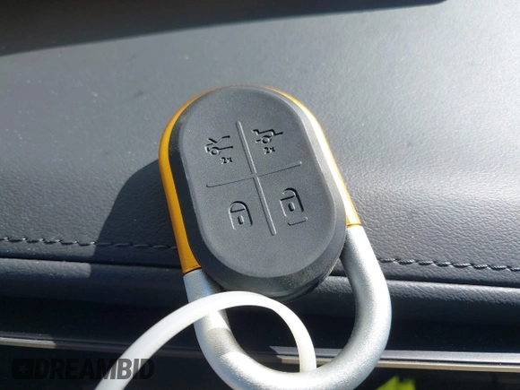 2024 Rivian R1T Adventure z VIN 7FCTGAAA5RN033799, wystawiony jako IAAI lot #41606562 z przebiegiem 9 449 mil mil oraz . Historia ofert i sprzedaży dostępna na DreamBid. Obrazek 11.