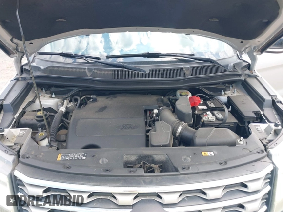2016 Ford Explorer XLT z VIN 1FM5K8D84GGA63677, wystawiony jako IAAI lot #39649393 z przebiegiem 118 962 mil mil oraz . Historia ofert i sprzedaży dostępna na DreamBid. Obrazek 10.
