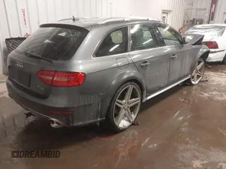 2013 Audi allroad Premium Plus with VIN WA1UFAFL6DA152026, listed as a IAAI auction lot 41623314 with 182,791 mi miles. Bid and sale history available at carsss.com. Image 4.
