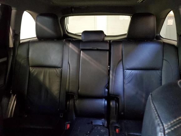2015 Toyota Highlander LE with VIN 5TDBKRFH7FS181785, listed as a Copart auction lot 46100905 with 326,520 mi miles and Salvage Title. Bid and sale history available at carsss.com. Image 10.