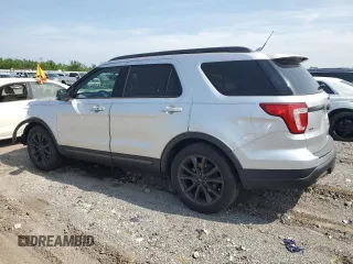 2018 Ford Explorer XLT with VIN 1FM5K7D88JGA52781, listed as a Copart auction lot 60280685 with 59,687 mi miles and Salvage title. Bid and sale history available at DreamBid. Image 2.