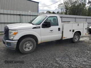 2013 Ford F-250 XL z VIN 1FDBF2A67DEB80524, wystawiony jako Copart lot #79674404 z przebiegiem 147 486 mil mil oraz Szkoda całkowita • Salvage title. Historia ofert i sprzedaży dostępna na DreamBid. Obrazek 1.