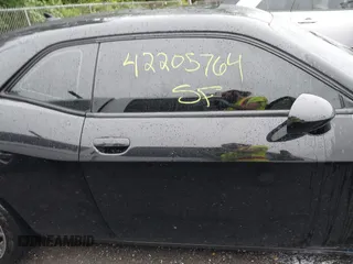 2016 Dodge Challenger R/T Scat Pack with VIN 2C3CDZFJ1GH265333, listed as a IAAI auction lot 42205764 with 68,195 mi miles and . Bid and sale history available at DreamBid. Image 13.