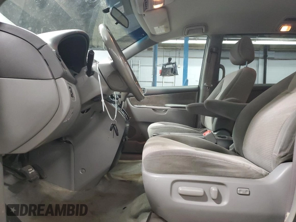 2008 Toyota Sienna with VIN 5TDZK23CX8S143730, listed as a Copart auction lot 51897165 with 195,994 mi miles and Salvage Title. Bid and sale history available at DreamBid. Image 7.