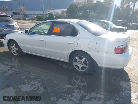 2002 Acura TL w/Navigation with VIN 19UUA56722A019597, listed as a IAAI auction lot 41534165 with 263,064 mi miles. Bid and sale history available at carsss.com. Image 3.