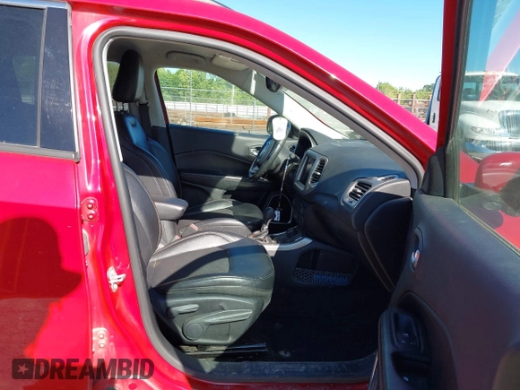 2017 Jeep Compass Latitude with VIN 3C4NJDBBXHT666614, listed as a IAAI auction lot 42318108 with 79,413 mi miles and . Bid and sale history available at DreamBid. Image 5.