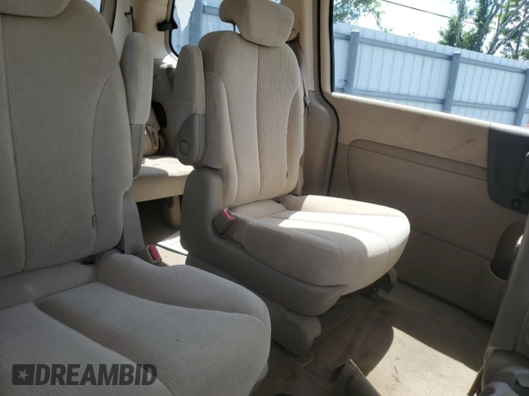 2006 Kia Sedona LX with VIN KNDMB233566044756, listed as a Copart auction lot 51137025 with 79,169 mi miles and Non Repairable. Bid and sale history available at carsss.com. Image 11.