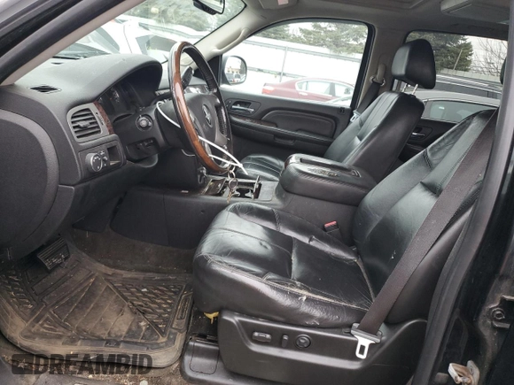 2008 GMC Yukon XL z VIN 1GKFK66858J167629, wystawiony jako Copart lot #50407075 z przebiegiem 182 832 mil mil oraz Szkoda całkowita • Salvage title. Historia ofert i sprzedaży dostępna na DreamBid. Obrazek 7.