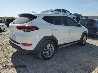 2018 Hyundai Tucson SEL with VIN KM8J33A44JU752675, listed as a Copart auction lot 52391965 with 111,715 mi miles and Clean Title. Bid and sale history available at carsss.com. Image 3.