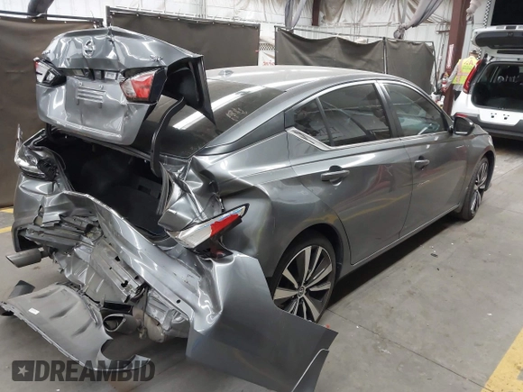 2022 Nissan Altima SR z VIN 1N4BL4CV8NN414447, wystawiony jako IAAI lot #42047746 z przebiegiem 52 389 mil mil oraz . Historia ofert i sprzedaży dostępna na DreamBid. Obrazek 4.