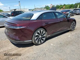 2022 Lucid Air Grand Touring z VIN 50EA1GBA0NA003171, wystawiony jako Copart lot #56913135 z przebiegiem 20 527 mil mil oraz Szkody całkowita. Historia ofert i sprzedaży dostępna na DreamBid. Obrazek 3.