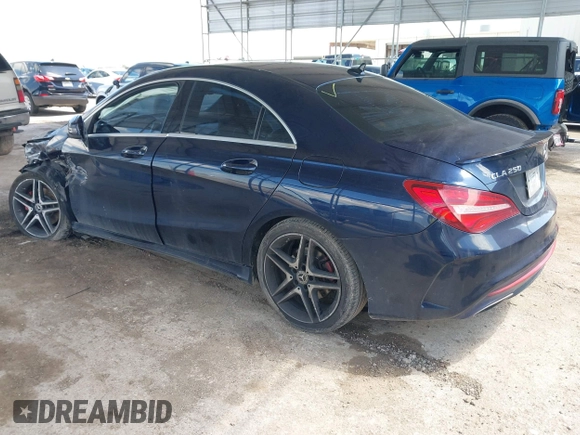 2018 Mercedes-Benz CLA 250 z VIN WDDSJ4EB7JN638005, wystawiony jako IAAI lot #42363579 z przebiegiem 72 264 mil mil oraz . Historia ofert i sprzedaży dostępna na DreamBid. Obrazek 3.